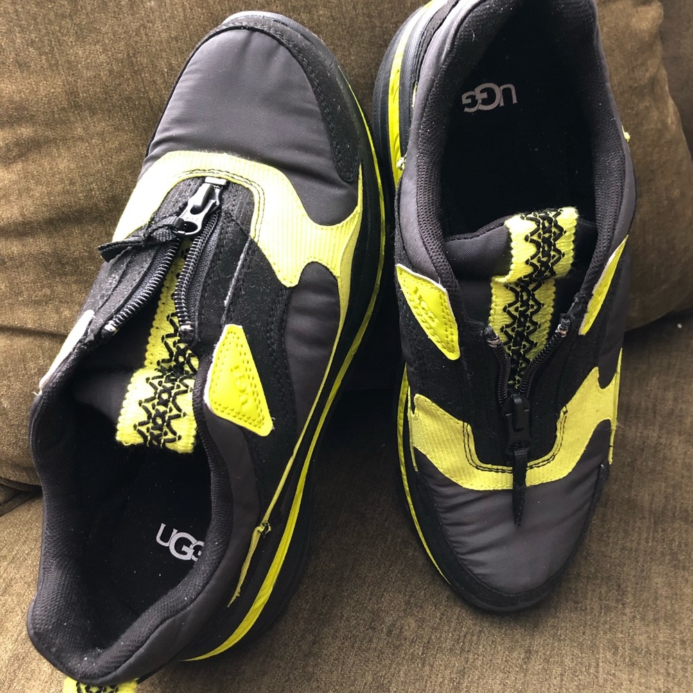 Lemon and black tennis shoes
